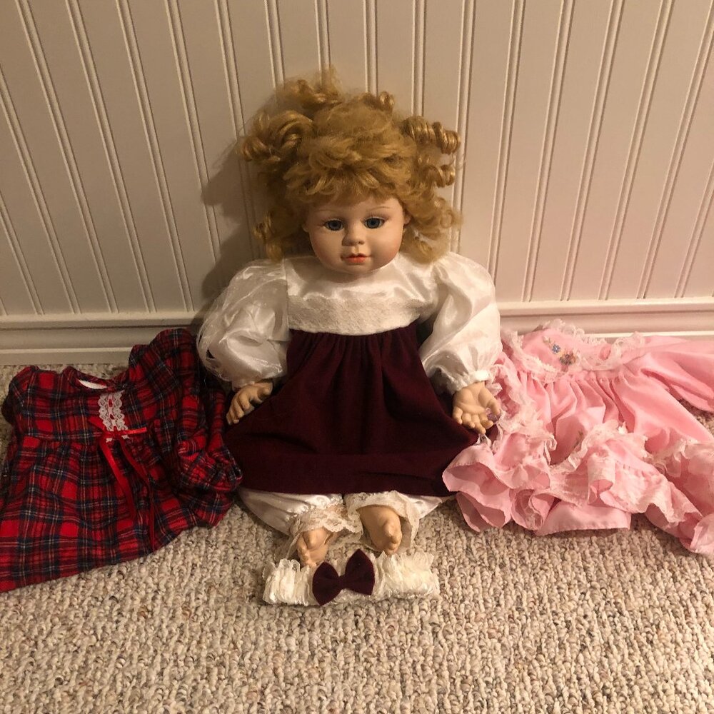 2000 Heritage Mint LTD Baby/Toddler Doll